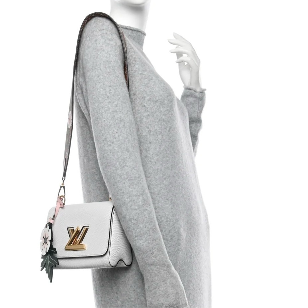 Louis Vuitton Bag - Picture 12 of 12